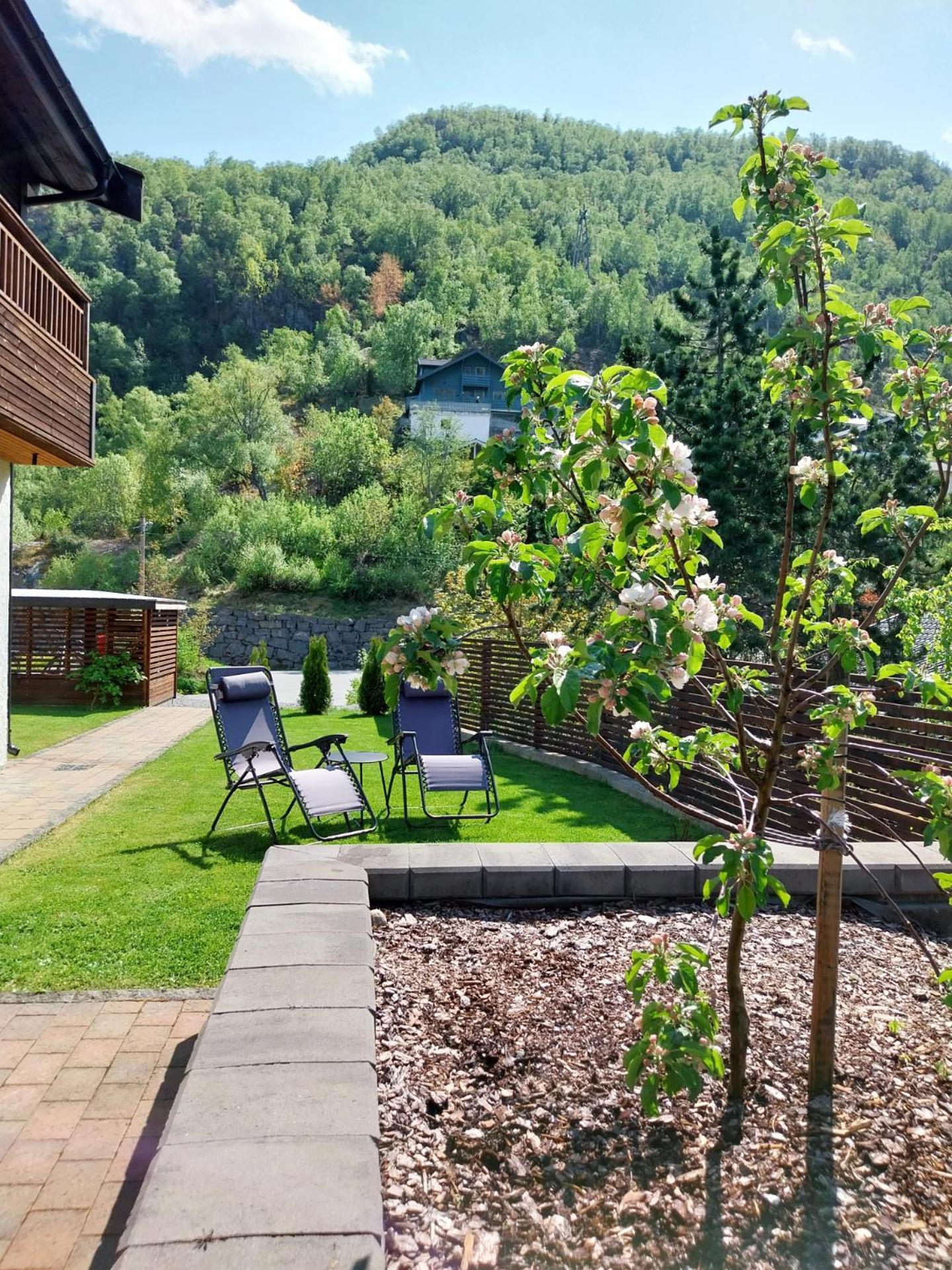 Apartamento Otnes Fjordside Aurland Exterior foto